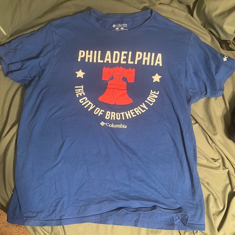 Mens Philadelphia Columbia shirt